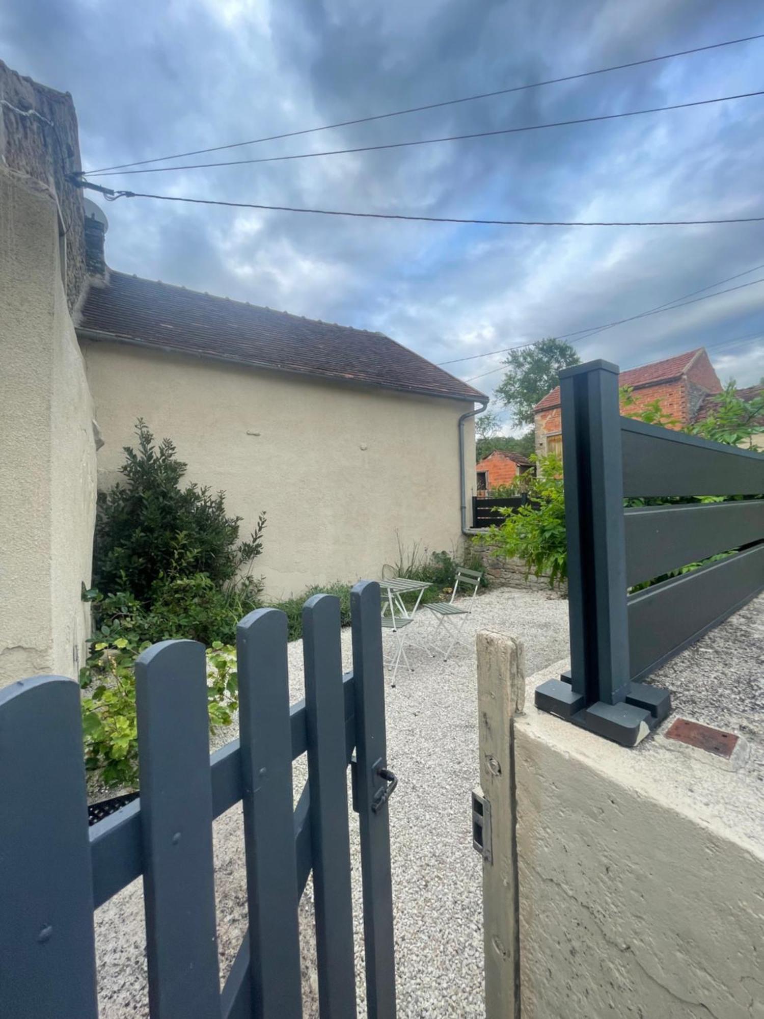 Gite Des Bons Voisins Marigny-le-Cahouet ภายนอก รูปภาพ